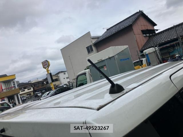 Suzuki SOLIO 2017-09 8817190-14