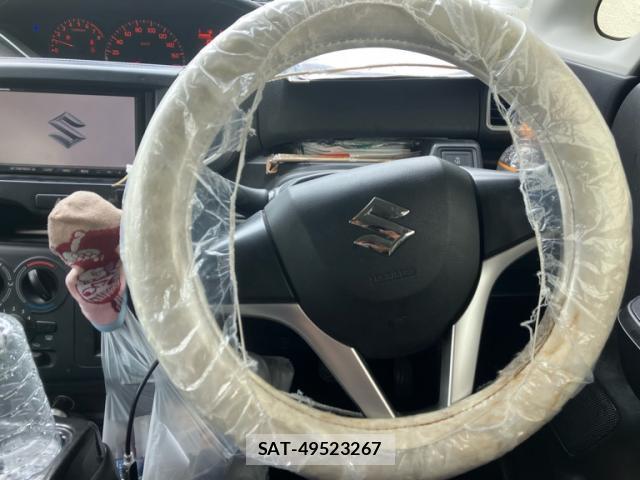 Suzuki SOLIO 2017-09 8817190-18
