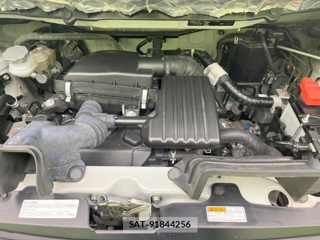 Suzuki SPACIA 2023-09 8813970-17