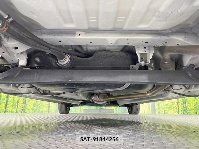 Suzuki SPACIA 2023-09 8813970-18