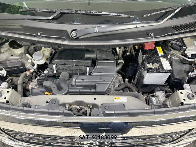 Suzuki SPACIA 2017-04 8814125-17