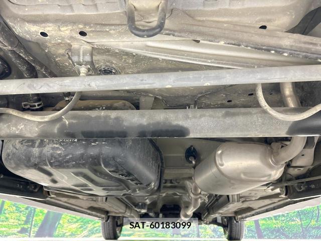 Suzuki SPACIA 2017-04 8814125-18