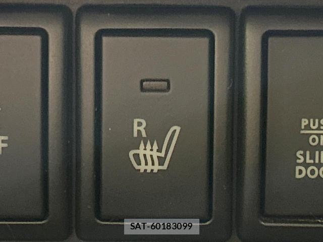 Suzuki SPACIA 2017-04 8814125-6
