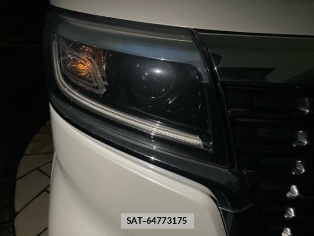 Suzuki SPACIA 2018-07 8812326-4