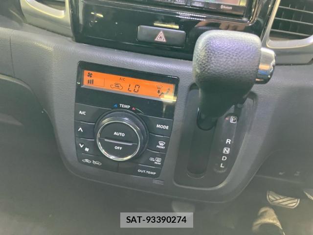 Suzuki SPACIA 2013-09 8813417-17