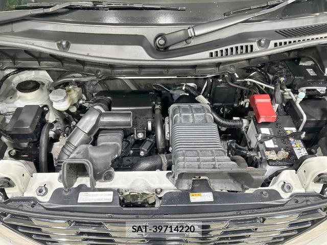 Suzuki SPACIA 2020-09 8814117-17