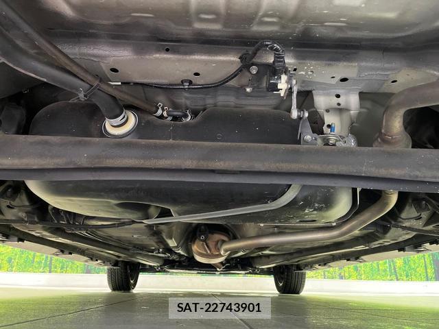 Suzuki SPACIA 2018-01 8814475-18
