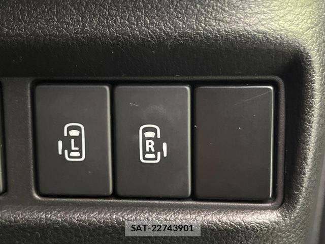 Suzuki SPACIA 2018-01 8814475-4