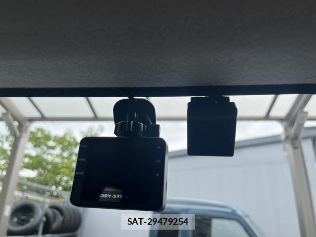 Suzuki SPACIA 2014-12 8814623-7