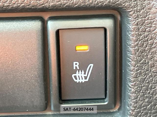 Suzuki SPACIA 2018-03 8814788-4