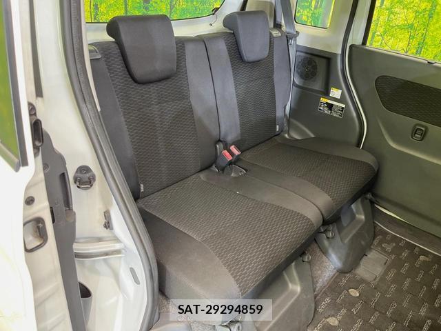 Suzuki SPACIA 2013-09 8815924-8
