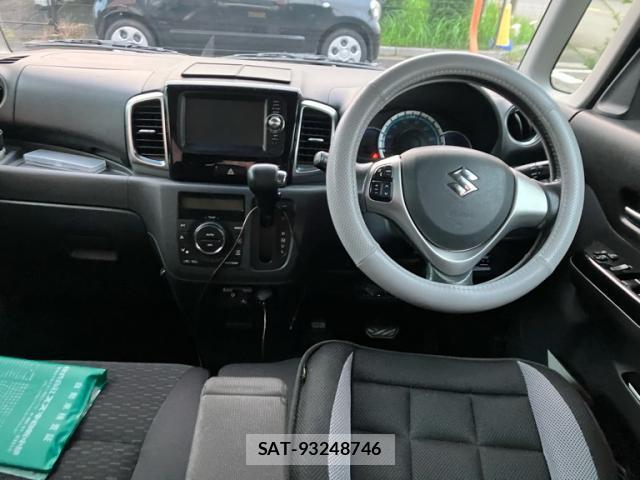 Suzuki SPACIA 2013-06 8816084-6