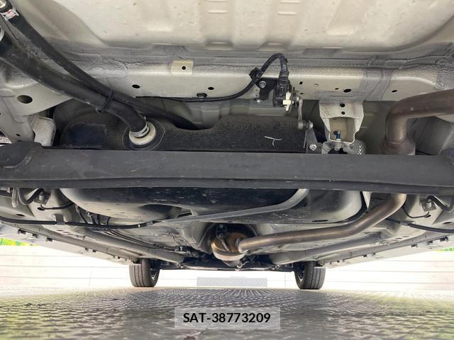 Suzuki SPACIA 2021-06 8816458-18