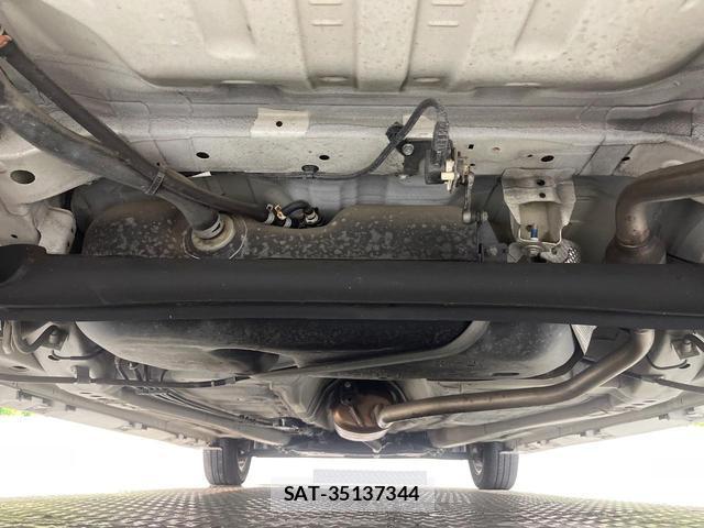 Suzuki SPACIA 2018-08 8816474-18