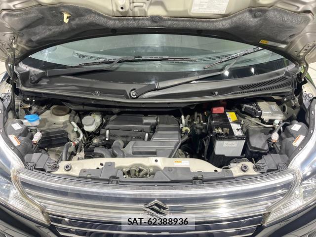 Suzuki SPACIA 2016-11 8816485-17