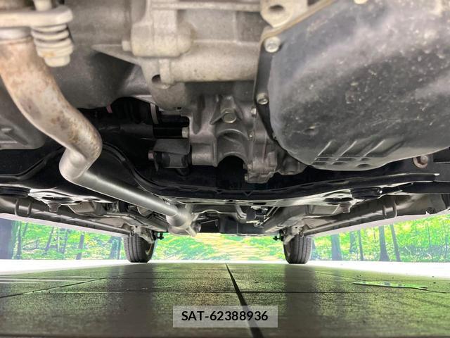 Suzuki SPACIA 2016-11 8816485-18