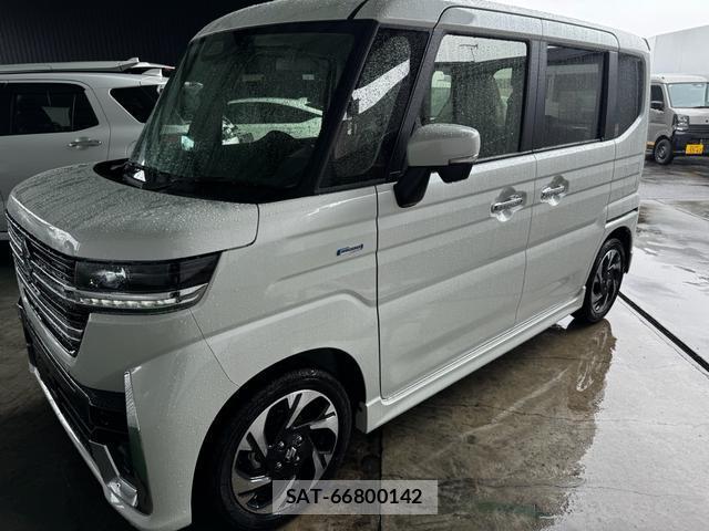 Suzuki SPACIA 2026-08 8817412-2
