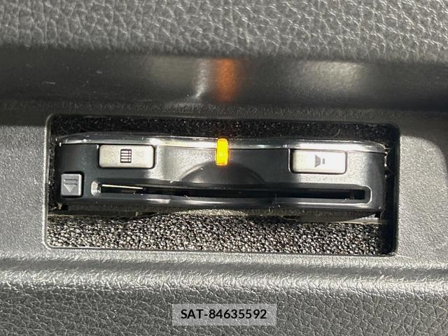Suzuki SPACIA 2018-03 8817592-6