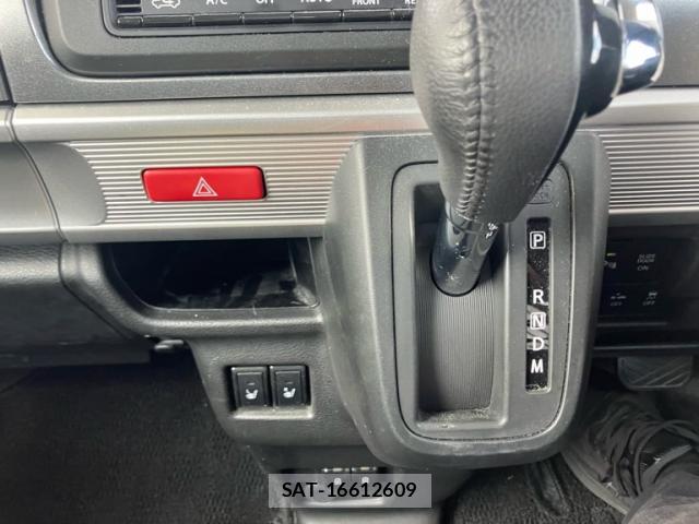 Suzuki SPACIA 2021-08 8812983-17