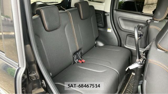 Suzuki SPACIA 2018-12 8815511-6