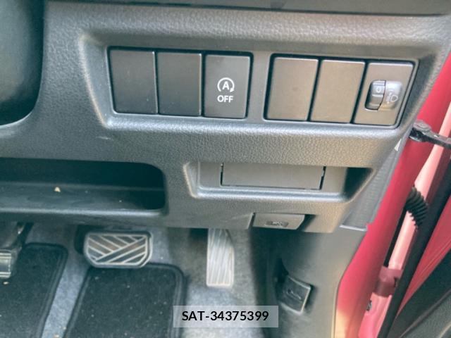 Suzuki SPACIA 2018-01 8813446-7