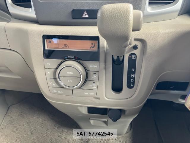 Suzuki SPACIA 2014-03 8813479-14