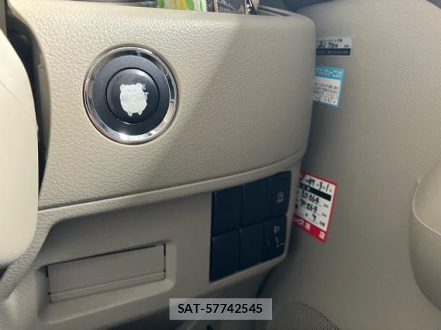 Suzuki SPACIA 2014-03 8813479-15