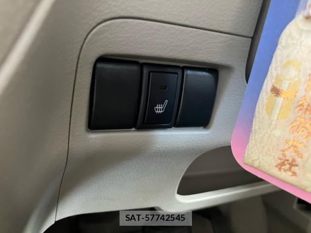 Suzuki SPACIA 2014-03 8813479-17