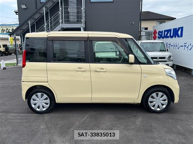 Suzuki SPACIA 2015-08 8814202-3