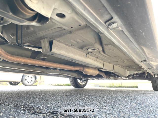 Suzuki SPACIA 2015-03 8814634-17