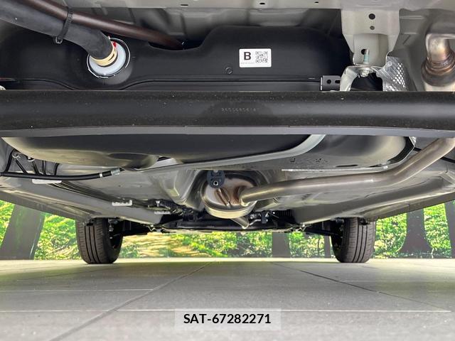 Suzuki SPACIA 2026-05 8815126-18