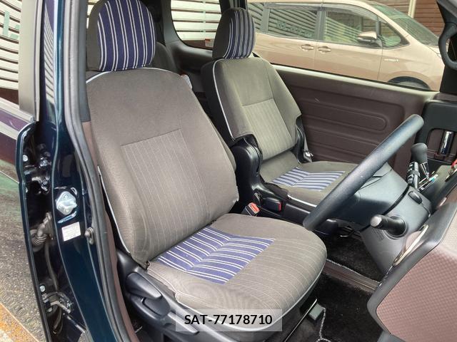 Toyota SPADE 2017-09 8814600-18