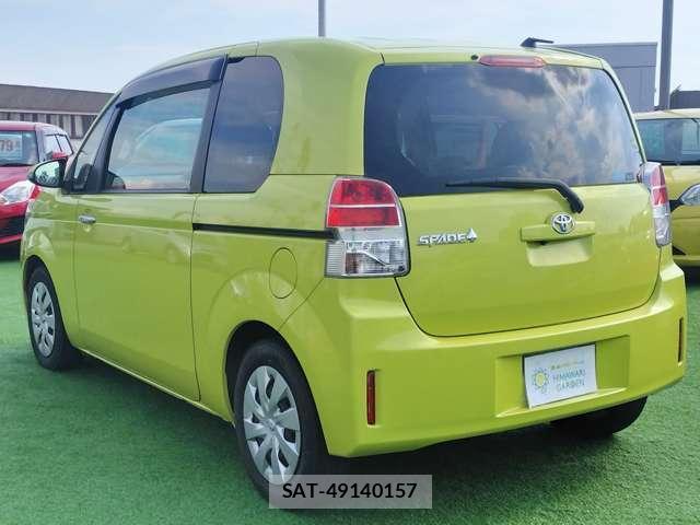 Toyota SPADE 2014-03 8815734-3