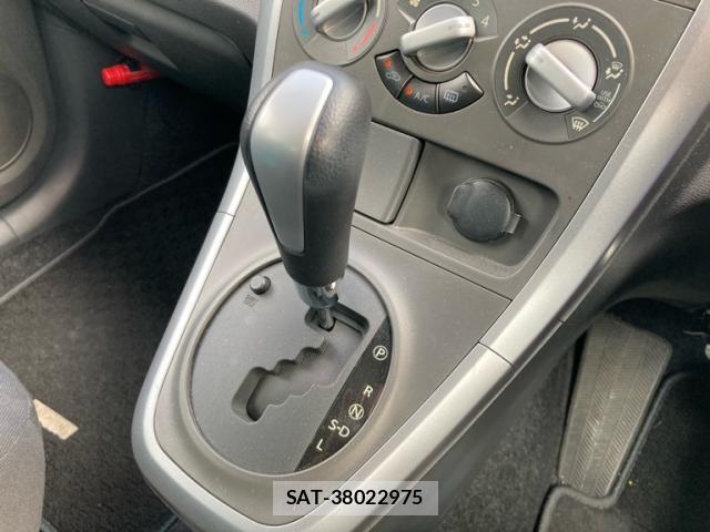 Suzuki SPLASH 2011-06 8813876-16