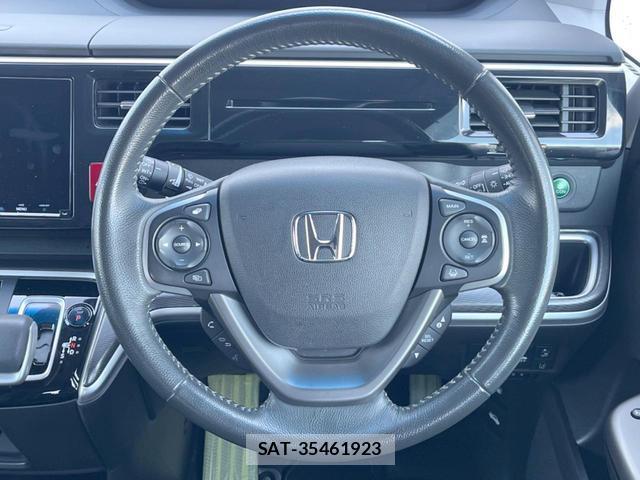 Honda e 2018-06 8812236-11