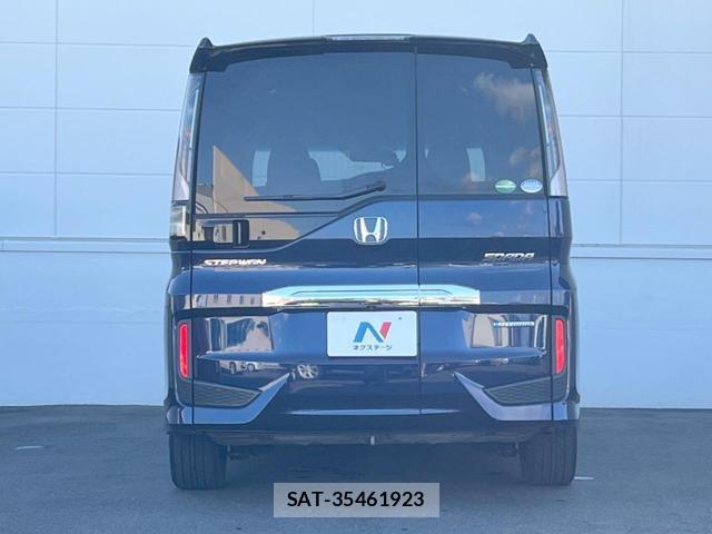 Honda e 2018-06 8812236-15