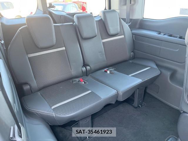 Honda e 2018-06 8812236-9
