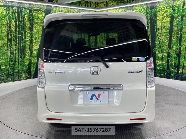 Honda e 2011-09 8812251-16