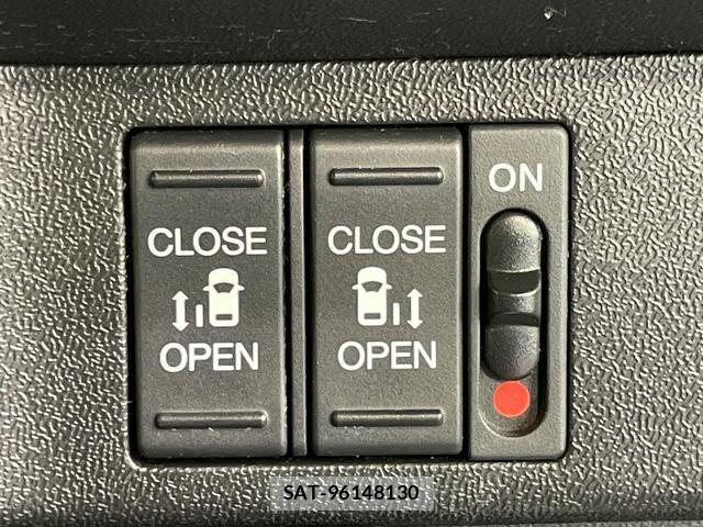 Honda e 2018-03 8812309-4