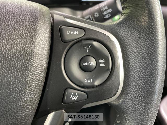 Honda e 2018-03 8812309-6