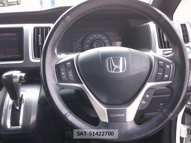 Honda e 2013-02 8813089-12