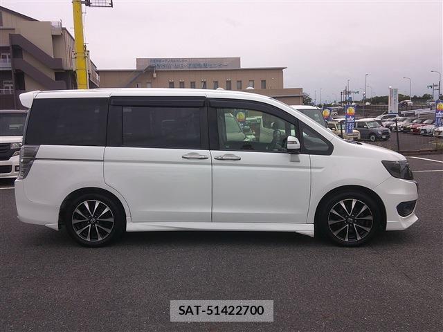 Honda e 2013-02 8813089-4