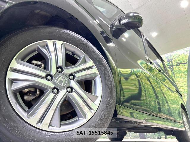 Honda e 2017-09 8814302-15