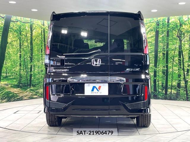 Honda e 2017-12 8814451-15