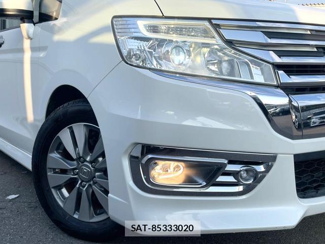Honda e 2014-06 8814633-11