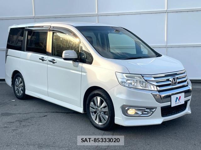 Honda e 2014-06 8814633-15