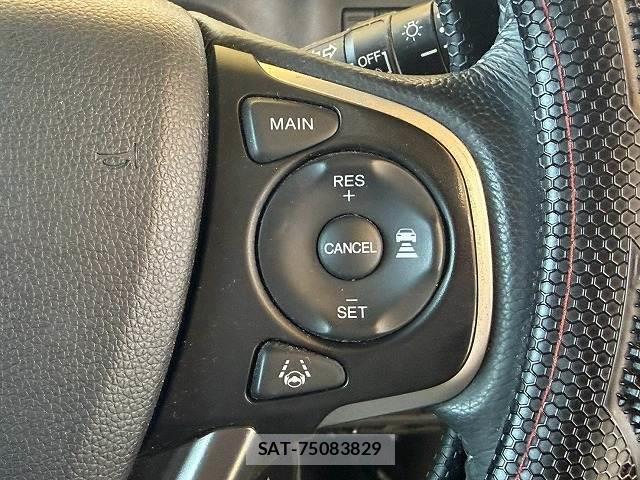 Honda e 2021-11 8814877-3