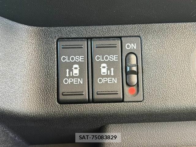 Honda e 2021-11 8814877-4