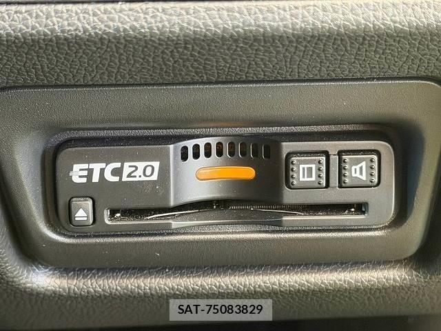 Honda e 2021-11 8814877-6