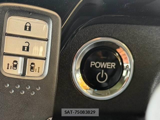Honda e 2021-11 8814877-7